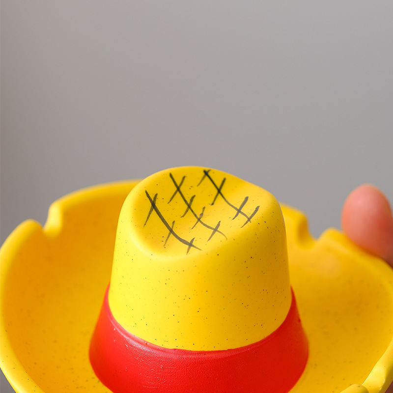 Asbak Keramik Luffy Topi Jeram - Gaming Accessories Gift For Boyfriend ulasan dan harga